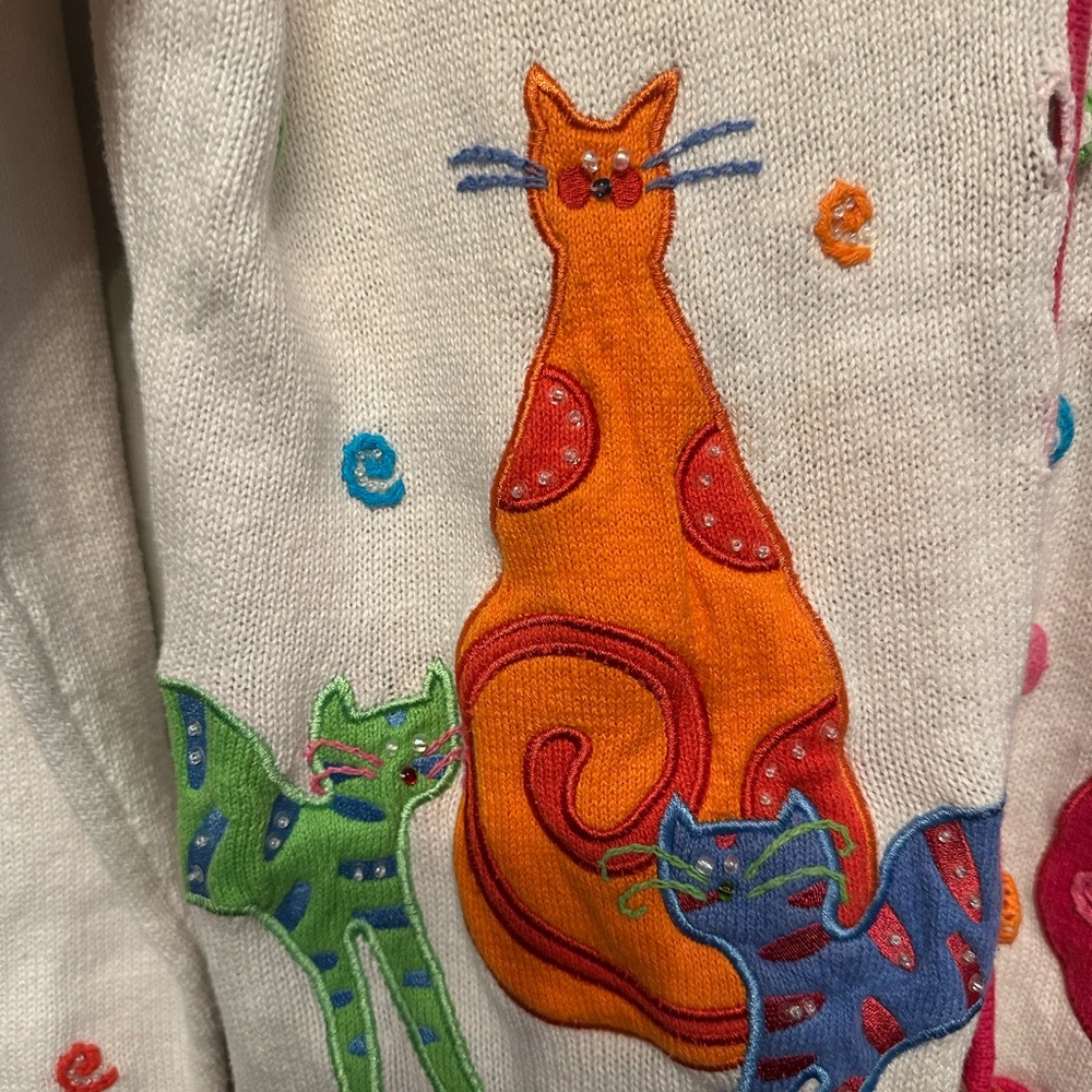 Vintage Y2K Era Timberlea Colorful & Chaotic Cat Embroidered Cardigan Medium - Picture 3 of 9